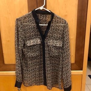 Long sleeve blouse.Sheer with navy accents